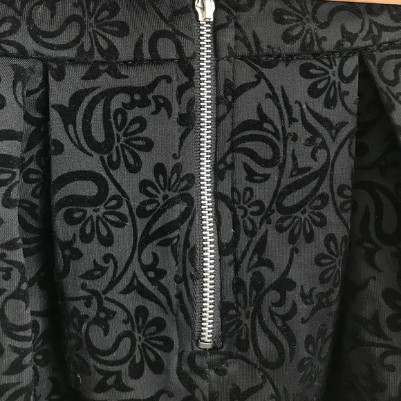 Forever 21 Jacquard Mini Skirt - Picture 4 of 6